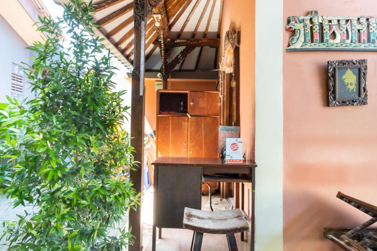Oyo 3775 Ketut Inn Pesanggaran エクステリア 写真
